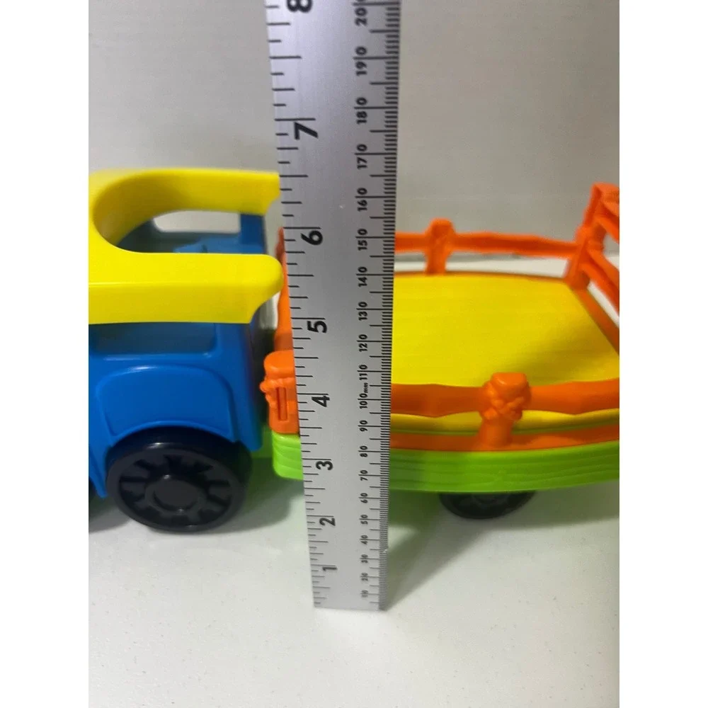 Fisher Price Little People Friendly Passengers Train Toy working no figures - Picture 6 of 7